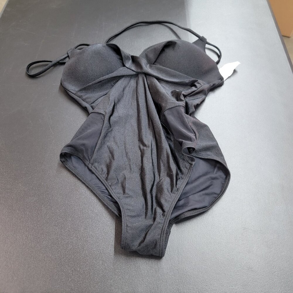 small one piece